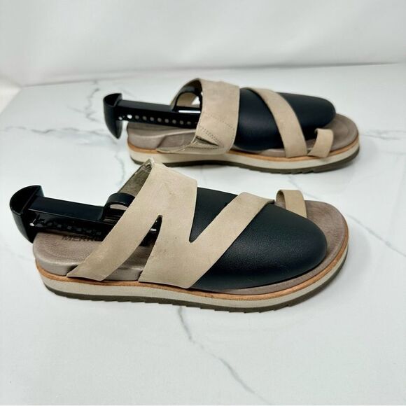 Merrell Moon Sandals- Size 6 - Picture 1 of 14